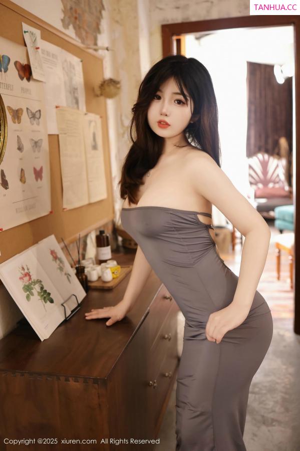   [XiuRen]高清写真图 2025.01.21 No.9790 陈伊人 美臀性感第66张图片